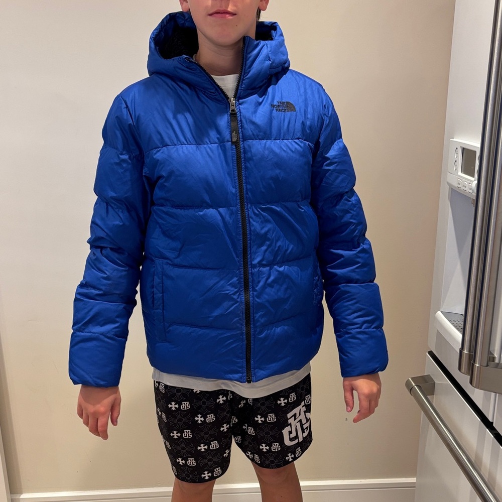 North Face 550.  Blue Hooded Puffer Jacket